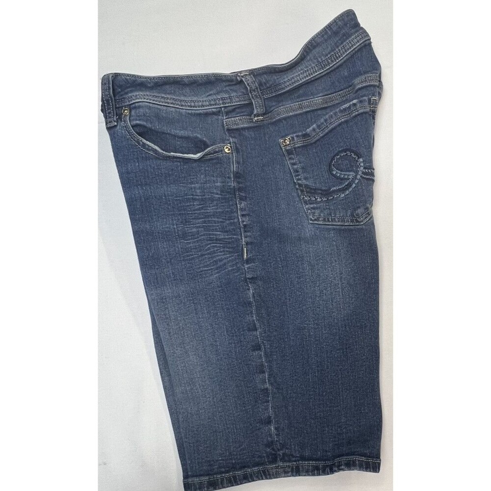 Seven 7 Womens Medium Blue Denim 5 Pocket Shorts Embroidered Shorts Size 14